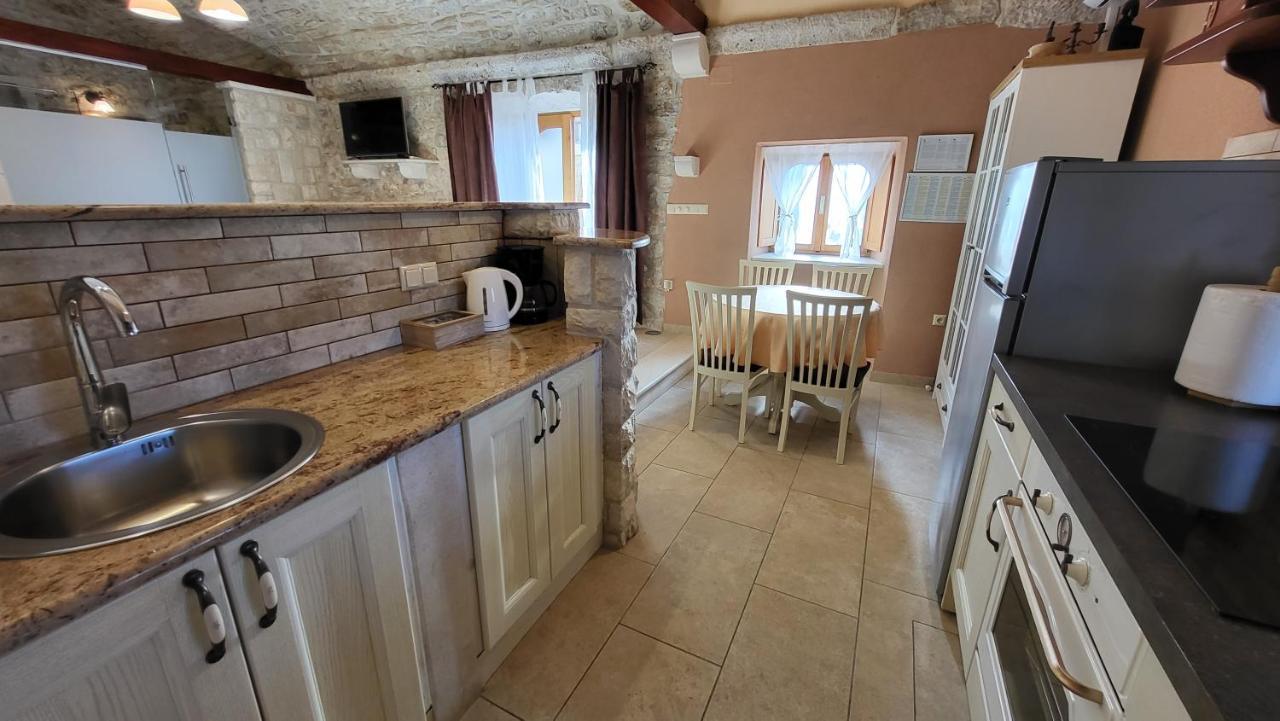 Stone House Apartments Didini Dvori Lumbarda Kültér fotó