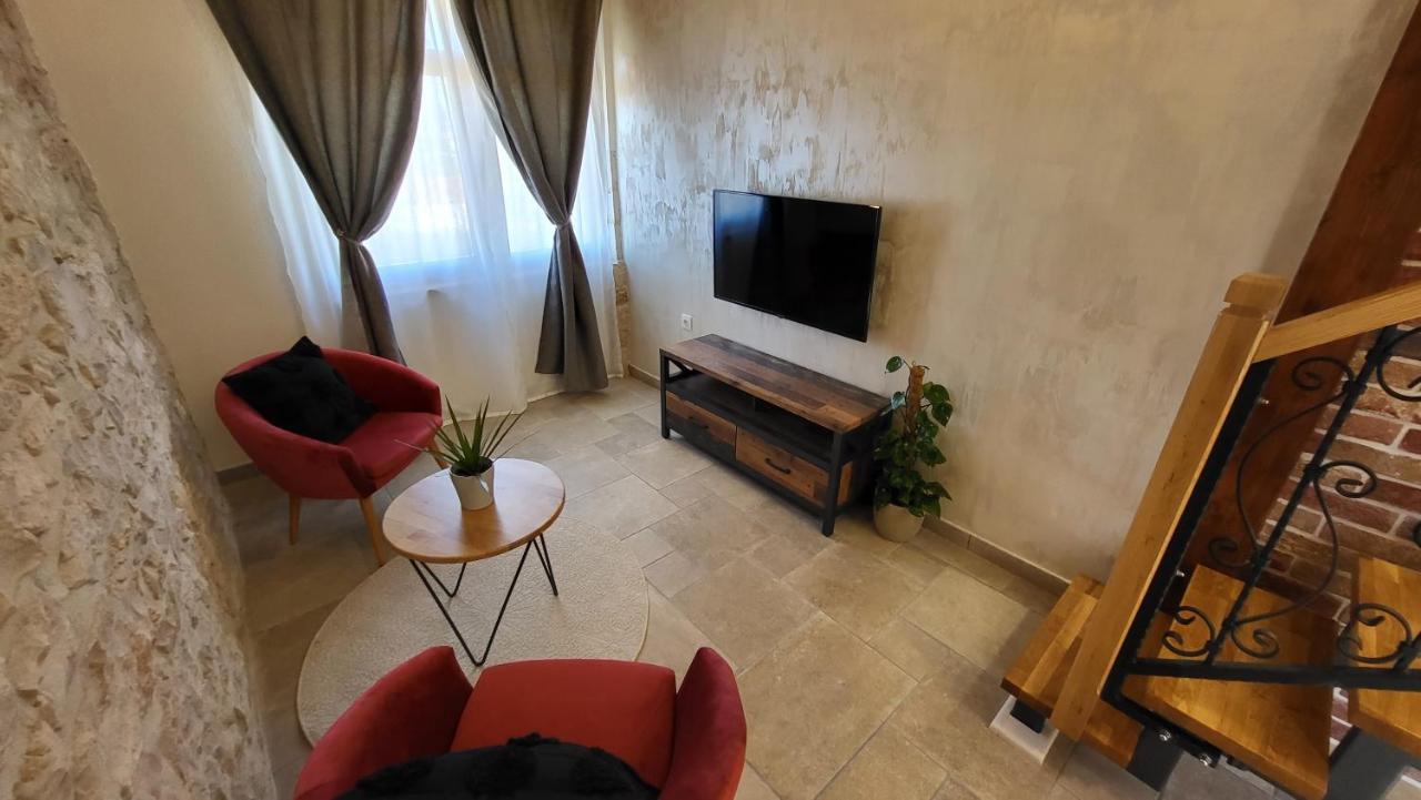 Stone House Apartments Didini Dvori Lumbarda Kültér fotó