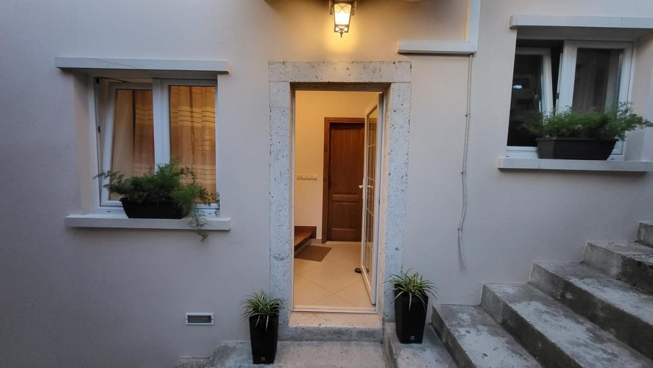 Stone House Apartments Didini Dvori Lumbarda Kültér fotó