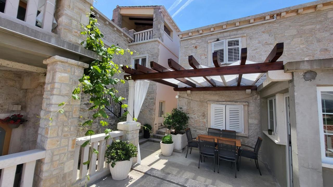 Stone House Apartments Didini Dvori Lumbarda Kültér fotó